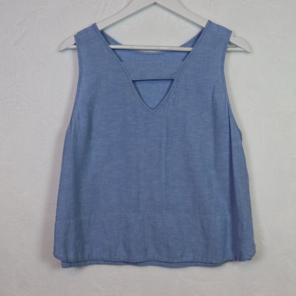LOFT Blue Chambray Sleeveless V-Neck‎ Tank Top Size Large - Picture 2 of 5